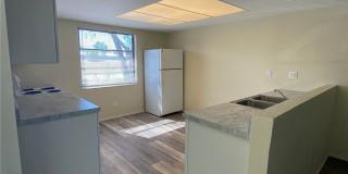 621 SW 3rd Street Gallery 2