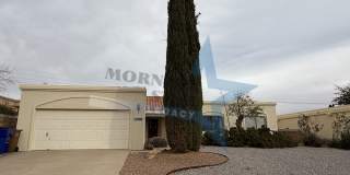 Move-in Special! Charming Home with Mountain Views! Gallery 1