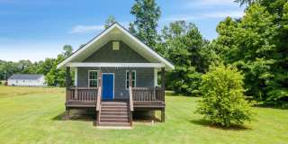 213 Sanders Street Gallery 1