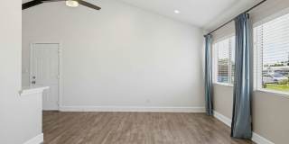 6102 Glacier Gallery 3