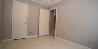 Bulldog Crossing Gallery 39