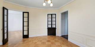 2000 N Lincoln Park W Gallery 10