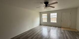 225 Hudson Ave Gallery 13