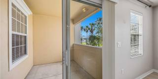 1195 VILLAGIO CIRCLE Gallery 31