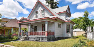 Inviting 4 Bed, 2 Bath in GU District! (GU Off-Campus Housing - Preleasing for June 2026) Gallery 17