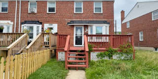 Charming 3 Bedroom/2 Bathroom Townhome in Dundalk, MD! Gallery 1