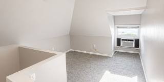 Schiller Terrace Gallery 9