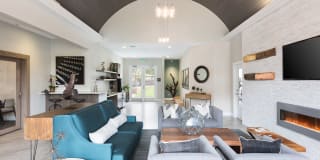 Montrachet Apartment Homes Gallery 9