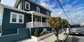 7001 Ventnor Upstairs Ave Gallery 1
