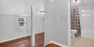 Move in to Olympia! Gallery 16