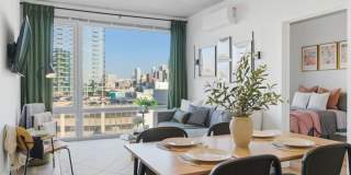 Post Chicago Gallery 80