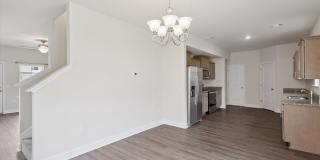 $500 RENT CREDIT | AVAILABLE NOW! (Small Pets Only) Gallery 9