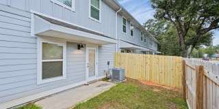 2946 Overcup St Gallery 21