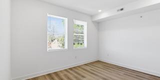 2534 N 11TH Street Gallery 8
