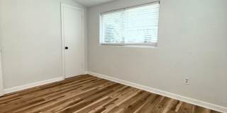 1016 Alba Drive 2/1, Half Duplex Gallery 18