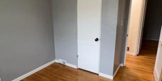 NE HEIGHTS 3 Bedroom 1 Bath Gallery 6