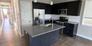 Newer Home in the Newberg Riverfront Development Gallery 10