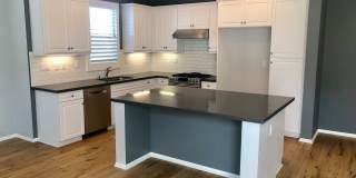 Beautiful East Ventura Home- Enclave Community Gallery 9