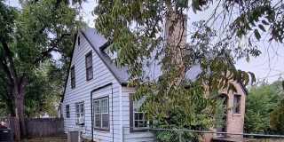 4 Bedroom, 2 Bath 4 Bedroom, 2 Bath Gallery 1