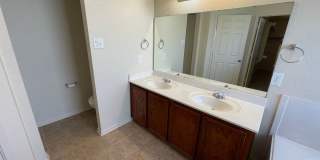 4-Bedroom House for Rent in Killeen Gallery 21