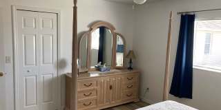 Short term FULLY FURNISHED vacation rental ,3/2 Pool Home on canal Gallery 17