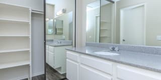 Spring Lakes Apartment Homes Gallery 40