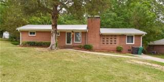 515 Manor Drive Gallery 1