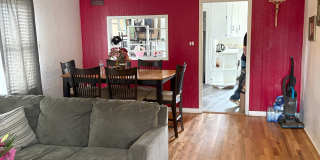 805 S. 4th Ave. Gallery 3