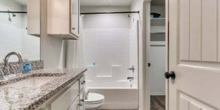 Modern 3BR/2BA Duplex | All Utilities Included | Downtown Edmond Gallery 31