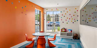 Meridian Pointe Gallery 21