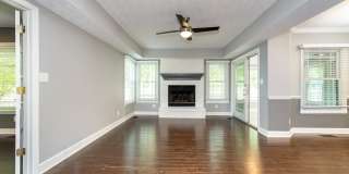 13738 Roswell Drive Gallery 7