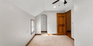 4 Bedroom House in Appleton Gallery 13
