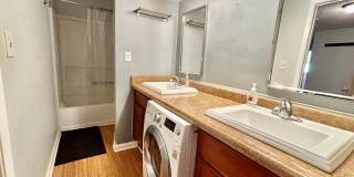 Top-Floor Plaza Condo with Vaulted Ceilings & Dual Balconies Gallery 9
