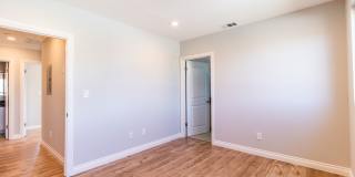 1737 S Longwood Ave Gallery 48