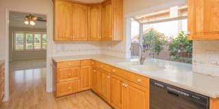 Lovely 3+BR Single-Story Carlsbad Home With AC & Skylights!! Gallery 6