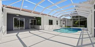 Stunning 4BR House in Naples Gallery 37