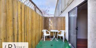 Gorgeous townhouse in a quiet 6-unit gated complex Gallery 25
