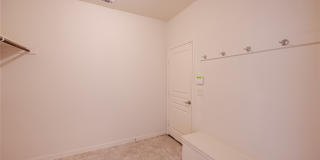 1141 Kingston Court Gallery 21