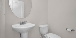 2346 Spinning Wheel Road Gallery 24