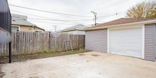 5509 N Central Avenue Gallery 22