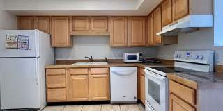 SHORT TERM RENTAL! 3Br/2Ba Condo in the Heart of Boulder Gallery 13