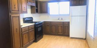 Neat 3 BR house in south Bloomington. Hardwood floors Gallery 3