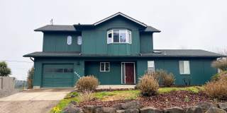 4BD/2BA SUBURBAN HOME IN COBURG Gallery 1