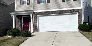 Spacious 5-Bedroom Home Spacious 5-Bedroom Home Gallery 1