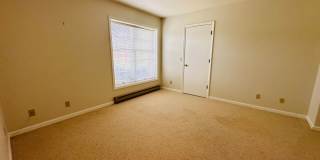 4 Bedroom, 4 Bath Townhouse Gallery 17