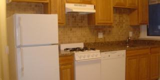 9/1 Two Bed split at Harvard and Comm,  1100 per person Several to choose from for 91/ Gallery 1