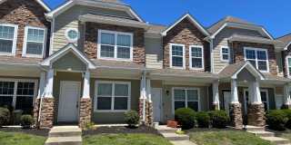 Beautiful Goodlettsville Condo Rental – 2 Bed, 2.5 Bath Gallery 1