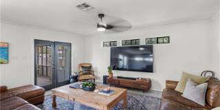 306 Naples Street Gallery 8