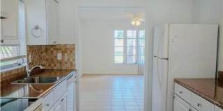 Charming 2BR Duplex in North Port Gallery 7