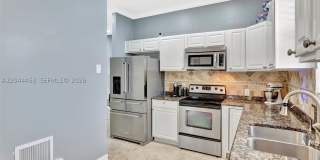 853 SW 11th Ct Gallery 20